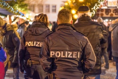 Von Ruhestörungen bis Brandstiftung Silvesternacht erforderte 221 Einsätze der Polizei Oberpfalz