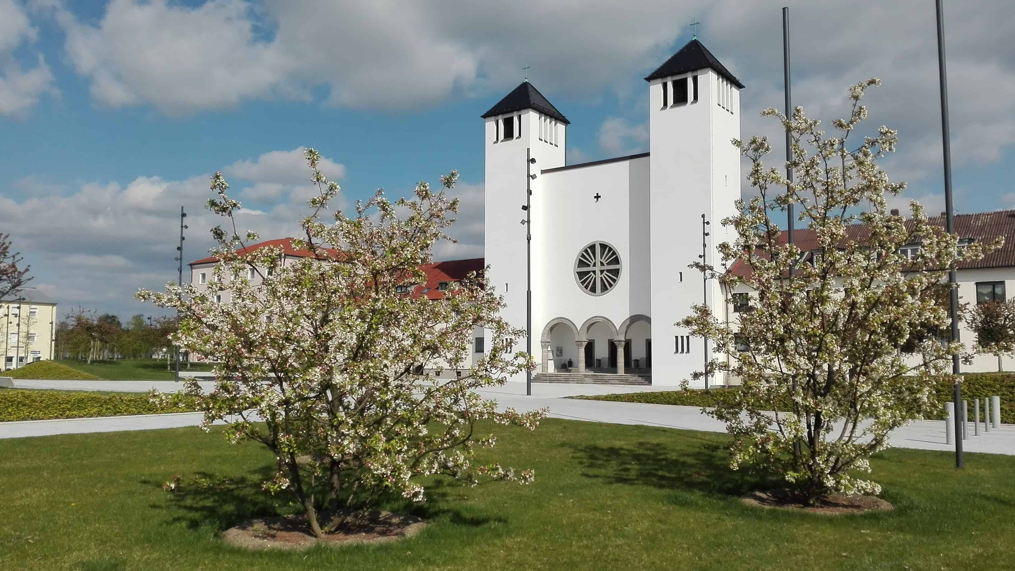 Ausstellung: Jahreszeiten in Neutraubling