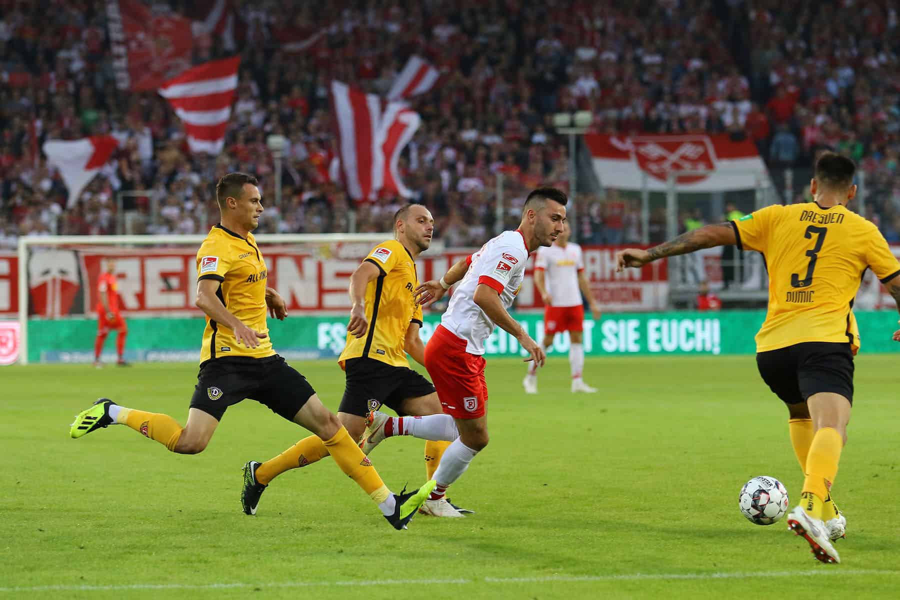 Nächster Jahn-Halt: Dresden Jahn-Elf muss Niederlagen gegen Kiel und Bielefeld wegstecken