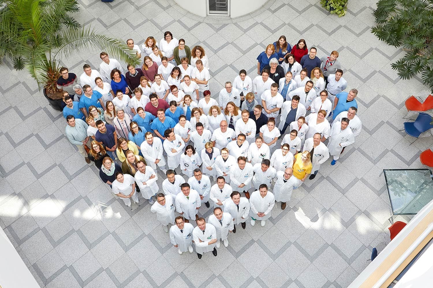 Das University Cancer Center Regensburg (UCC-R) als Teil des Comprehensive Cancer Center Ostbayern (CCCO) gibt Auskunft Moderne Krebstherapie in Ostbayern
