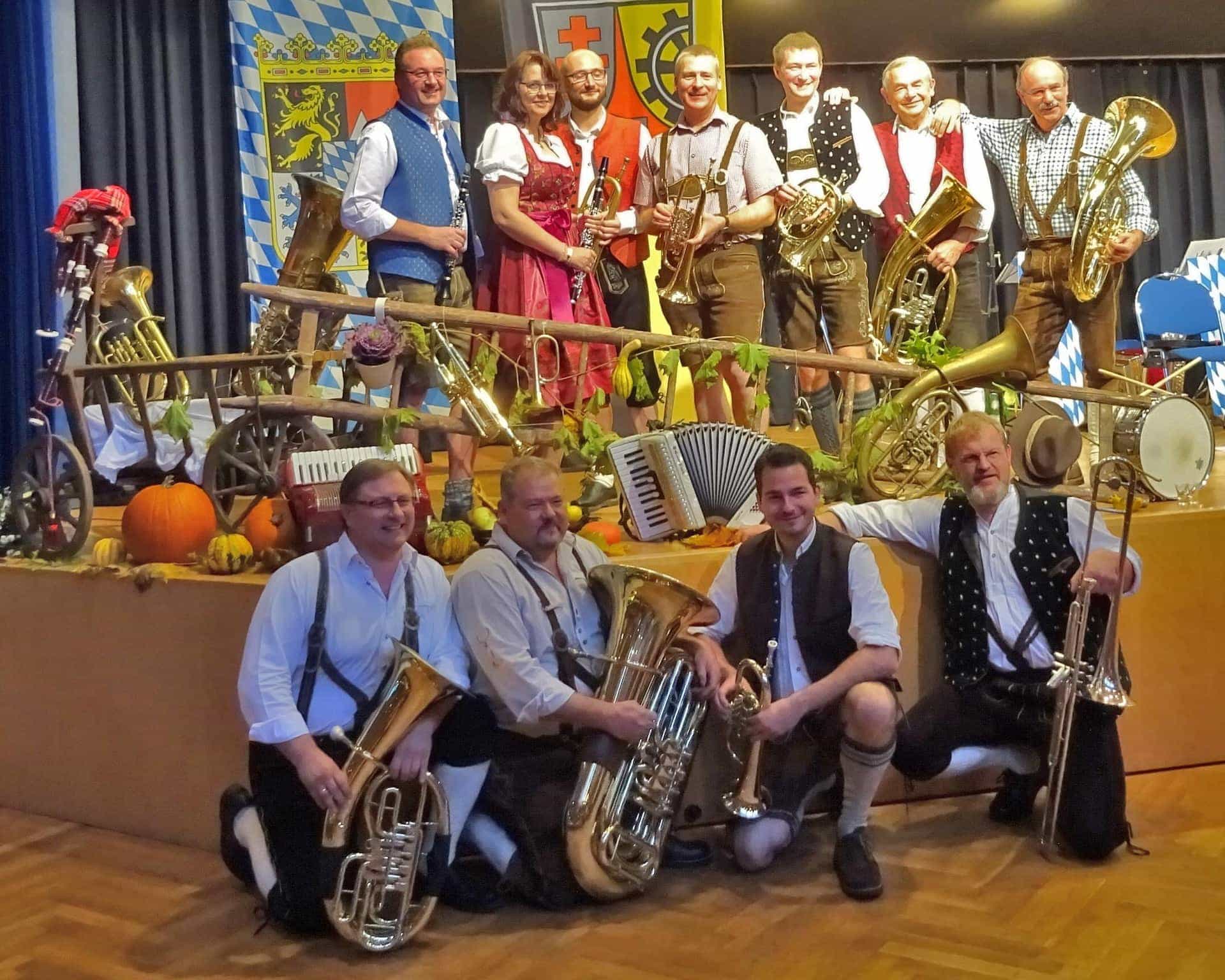 Wirtshausmusik für Senioren am 28. April Bayerischer Nachmittag mit „d‘Gaudiblos‘n“ in Neutraubling
