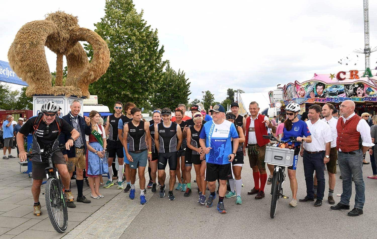 Laufen für den Guten Zweck Benefizlauf vom Gäubodenvolksfest zur Dultbierprobe in Regensburg