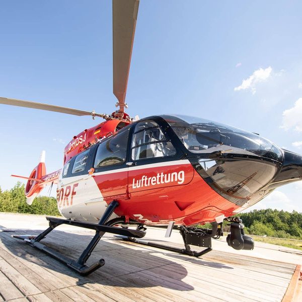 Tag der offenen Tür der Hubschrauberstation am Universitätsklinikum Regensburg „Christoph Regensburg“ - der rot-weiße Luftretter