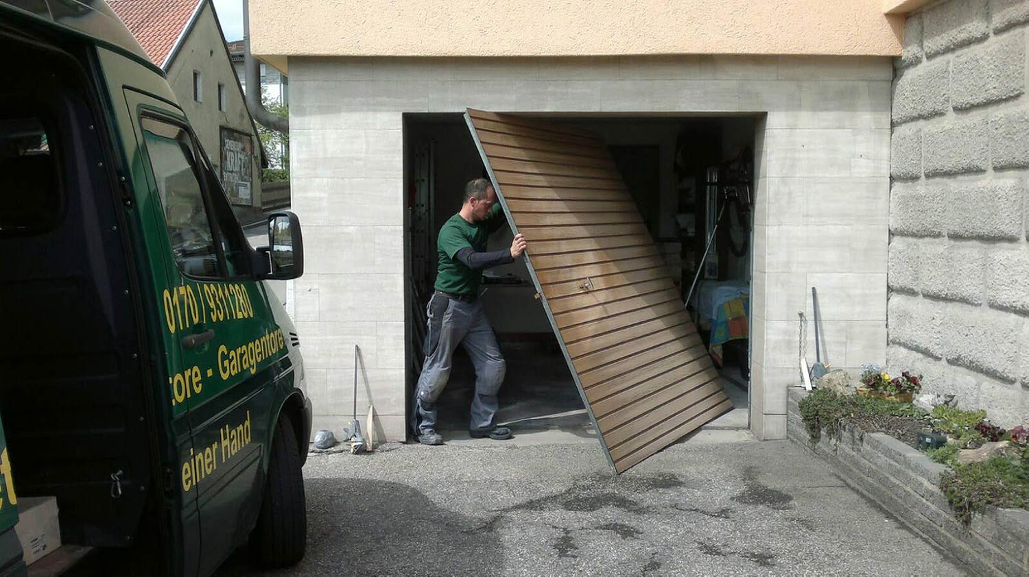 Gabler – umfassender Service „rund um das Garagentor“ Der Garagentor-Experte aus Wiesent