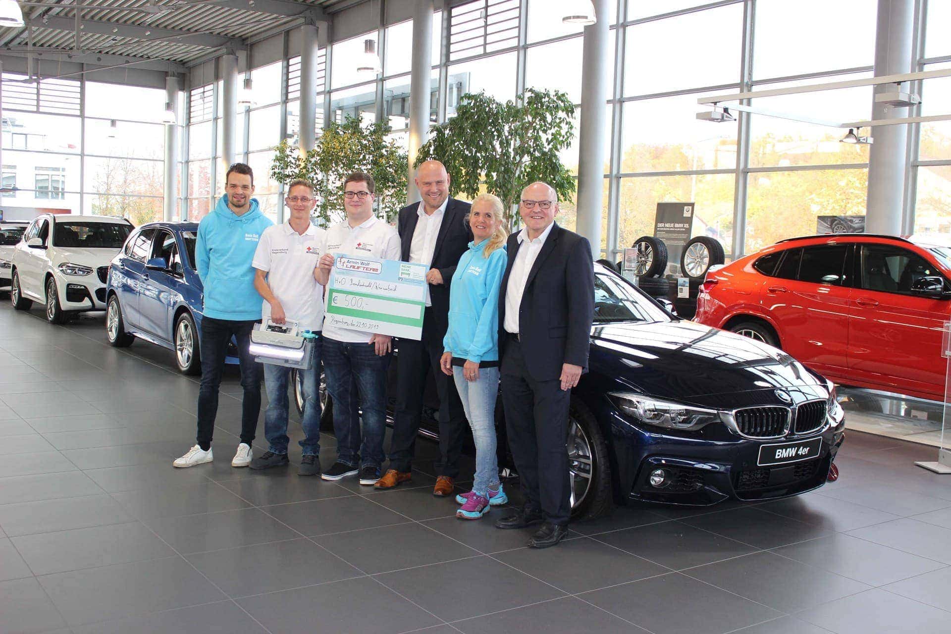 BRK erhält Hilfe von Autohaus Hofmann Absaugpumpe für „Helfer vor Ort“ finanziert