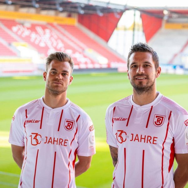 Vor dem Spiel SSV Jahn gegen 1. FC Nürnberg Nürnbergs Trainer Canadi im Interview