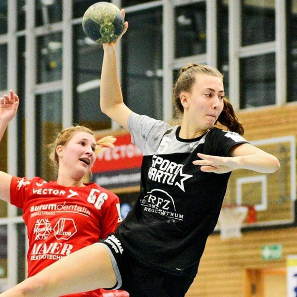 Stefan von Frankenberg führt die Handball-Damen des ESV 1927 Regensburg an die Spitze der 3. Liga Süd „Das perfekte Spiel wird es wohl nie geben“
