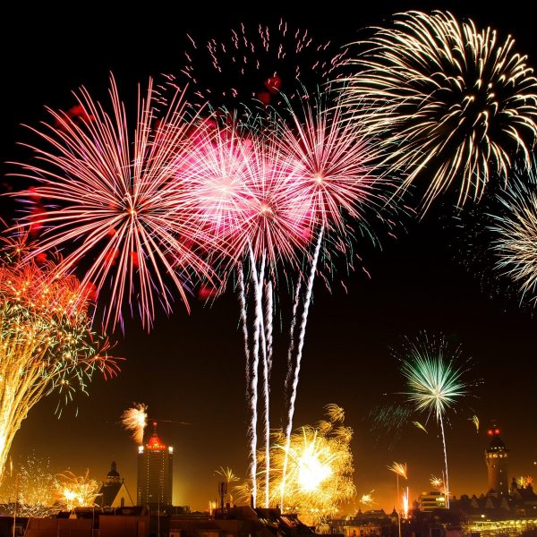 Bayerische Landeskriminalamt warnt eindringlich vor illegaler Pyrotechnik Bis zu 50.000 Euro Bußgeld und gesundheitliche Folgen durch Unfälle drohen