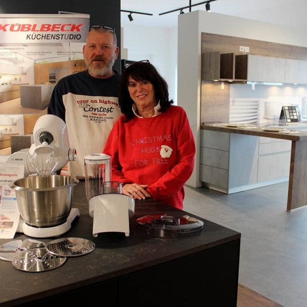 Ein Traum für Naschkatzen Blizz-Backwettbewerb 2019: Gabriele Müller gewinnt mit „Marzipan-Nougat-Plätzchen“