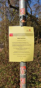 Hinweisschild am Stadtpark