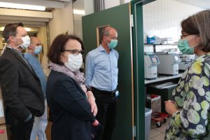 Besichtigung des Labors