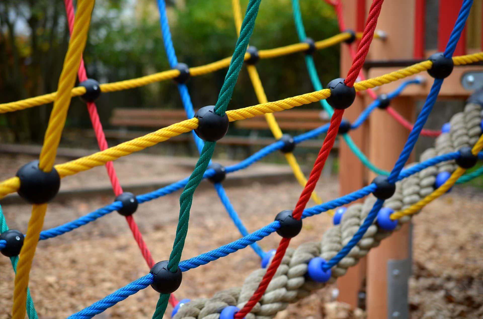 Karl-Freitag-Park: Sanierung abgeschlossen Regensburger Spielplatz kann wieder genutzt werden